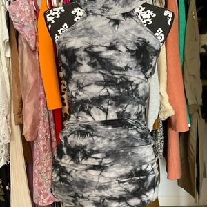 Guess Sleeveless Tie-Dye Ruched Misi Dress - Black & White